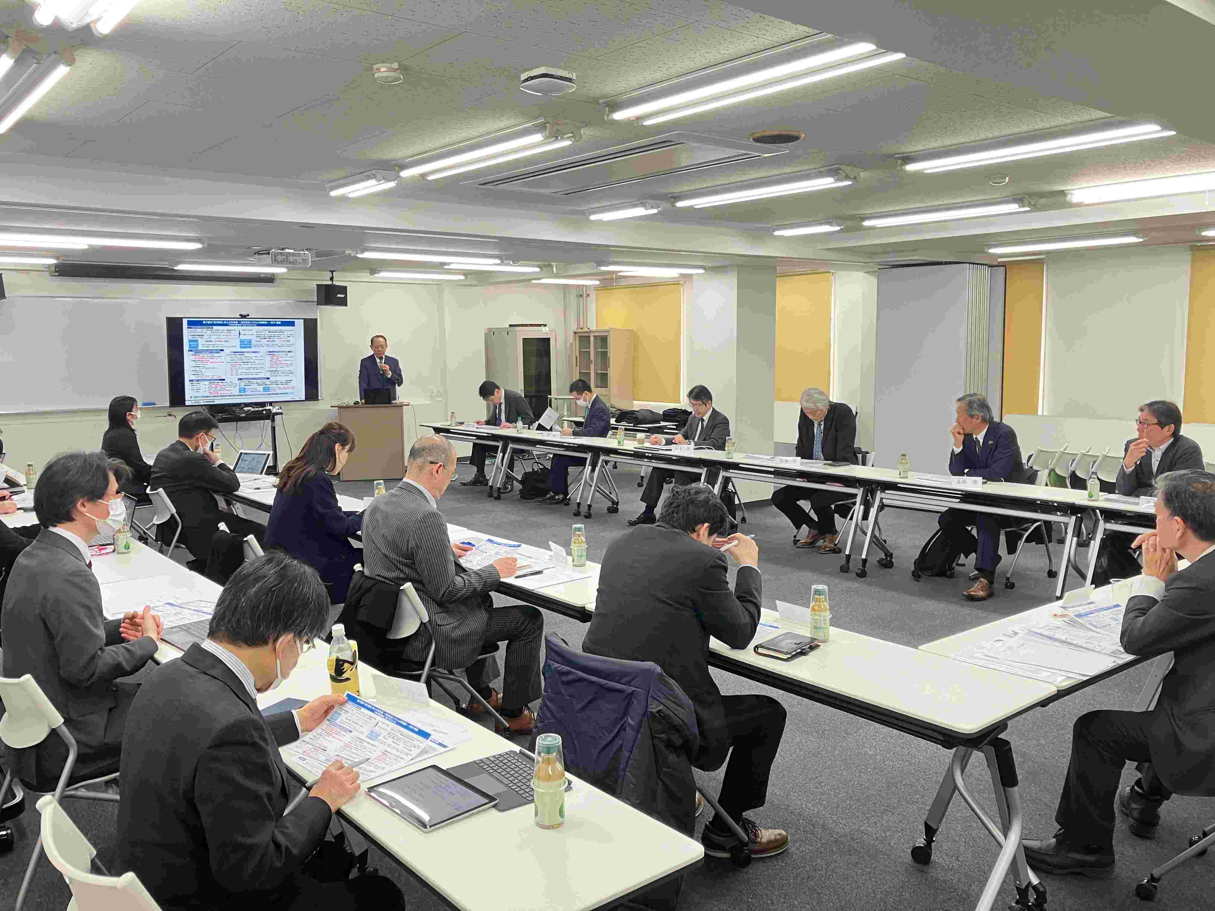 教育課程編成員会